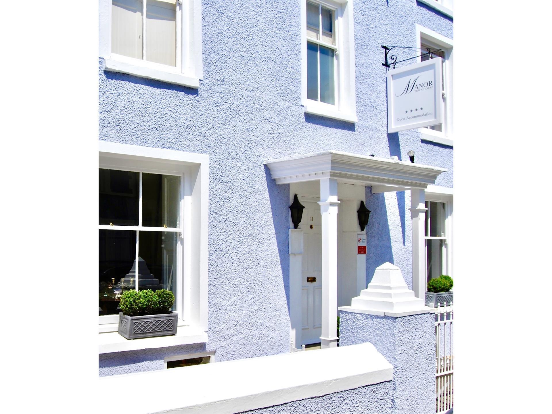 Manor Town House